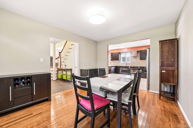 129 Jefferson Avenue, Saint James, NY 11780