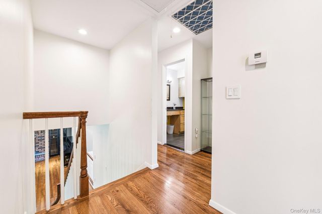 129 Jefferson Avenue, Saint James, NY 11780