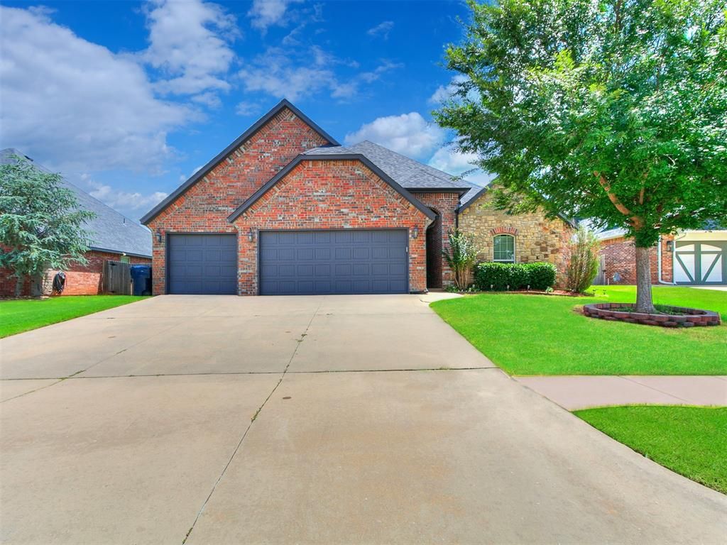18204 Bridlington Drive, Edmond, OK 73012