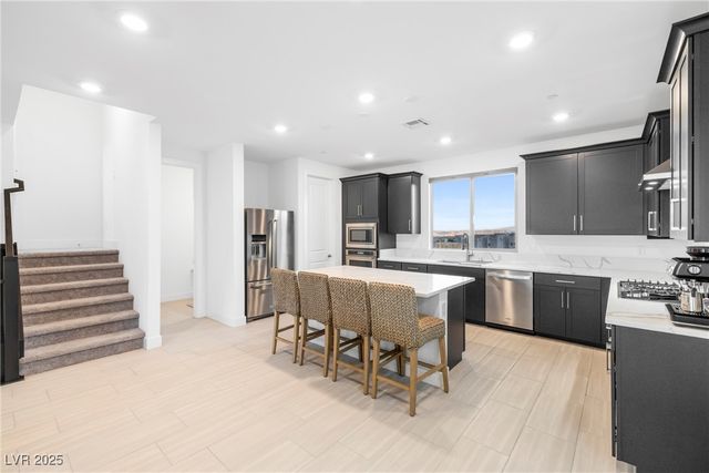 11701 Gentle Birdsong Avenue, Las Vegas, NV 89138