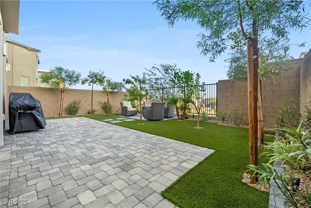 11701 Gentle Birdsong Avenue, Las Vegas, NV 89138