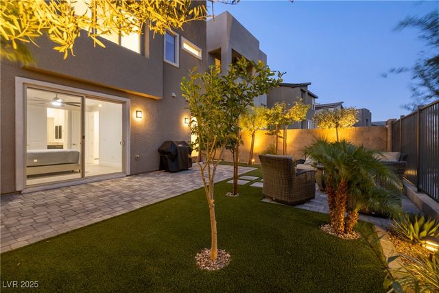 11701 Gentle Birdsong Avenue, Las Vegas, NV 89138