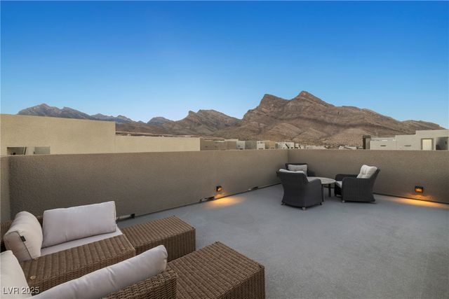 11701 Gentle Birdsong Avenue, Las Vegas, NV 89138