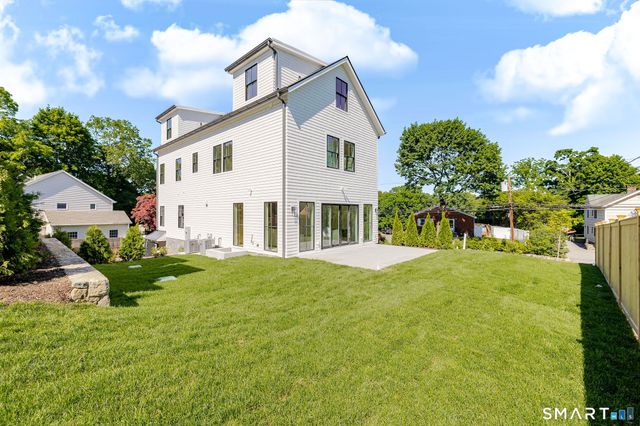 126 Forest Street, New Canaan, CT 06840