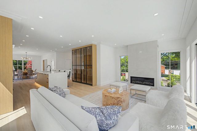 126 Forest Street, New Canaan, CT 06840