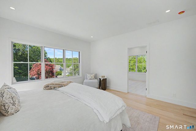 126 Forest Street, New Canaan, CT 06840
