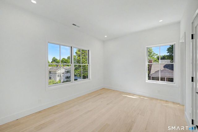 126 Forest Street, New Canaan, CT 06840