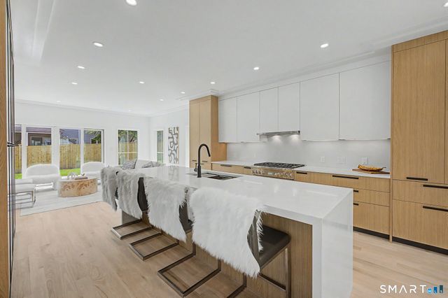 126 Forest Street, New Canaan, CT 06840