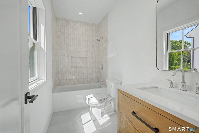126 Forest Street, New Canaan, CT 06840