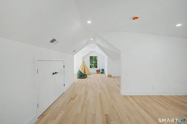 126 Forest Street, New Canaan, CT 06840
