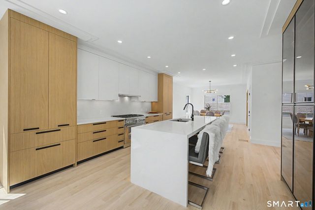 126 Forest Street, New Canaan, CT 06840