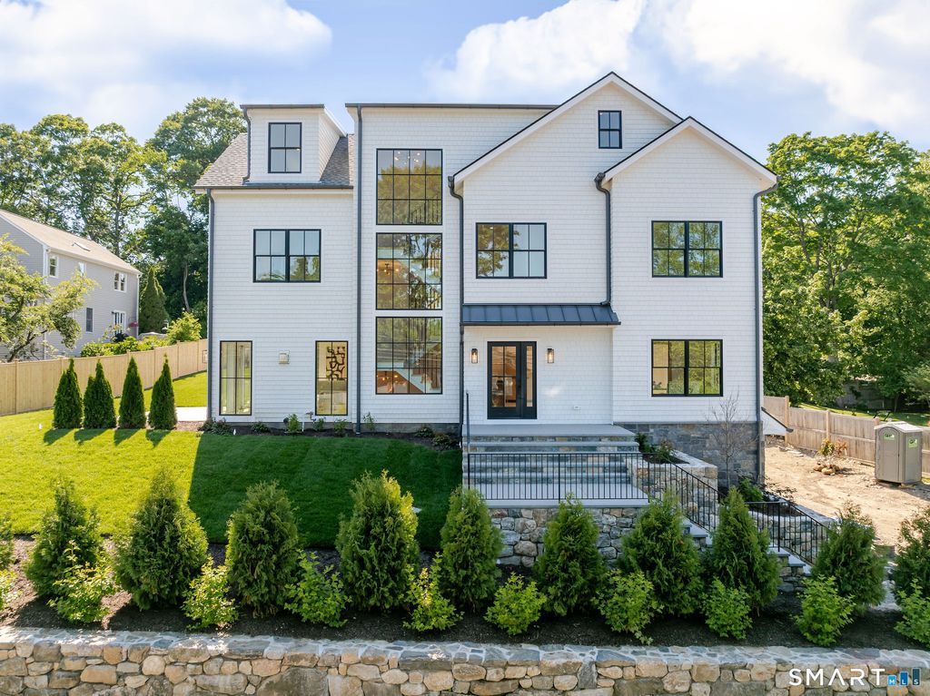 126 Forest Street, New Canaan, CT 06840