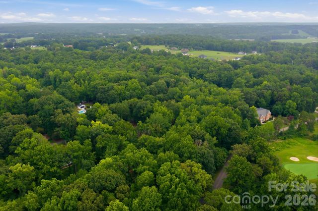 705 St Andrews Road, Statesville, NC 28625