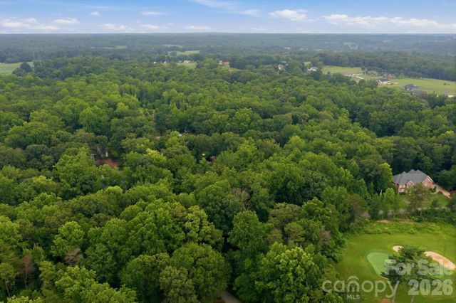705 St Andrews Road, Statesville, NC 28625
