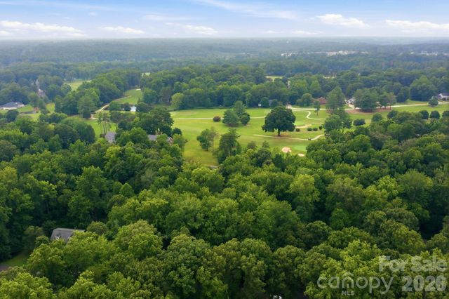 705 St Andrews Road, Statesville, NC 28625
