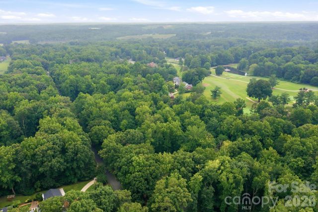705 St Andrews Road, Statesville, NC 28625