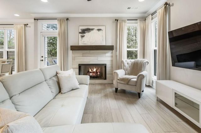 401 Johnson Court, Alpharetta, GA 30009