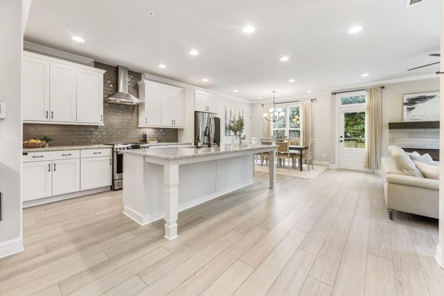 401 Johnson Court, Alpharetta, GA 30009