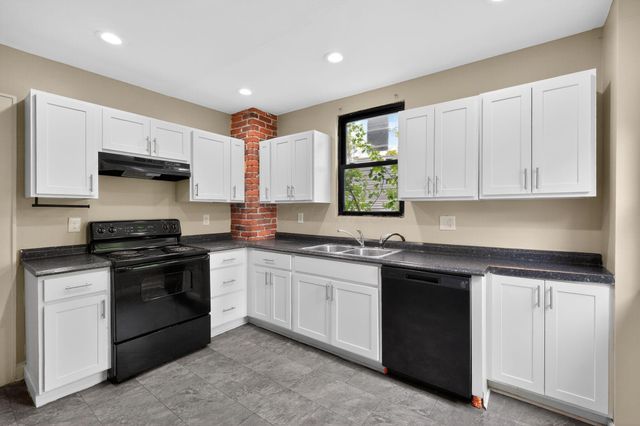 1105 Kelton Avenue, Columbus, OH 43206