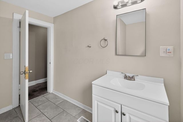 1105 Kelton Avenue, Columbus, OH 43206