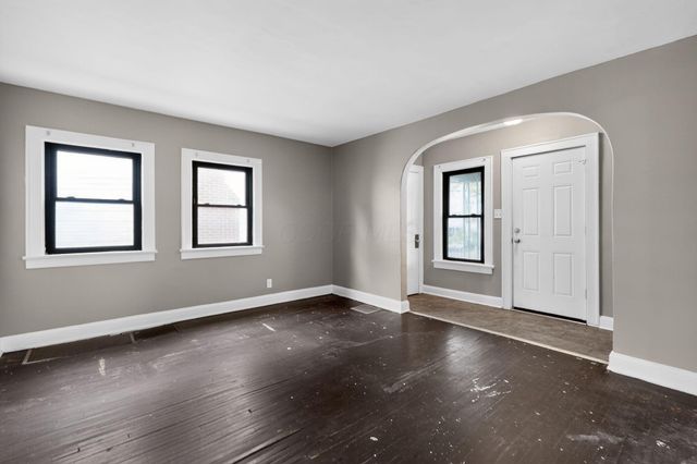 1105 Kelton Avenue, Columbus, OH 43206