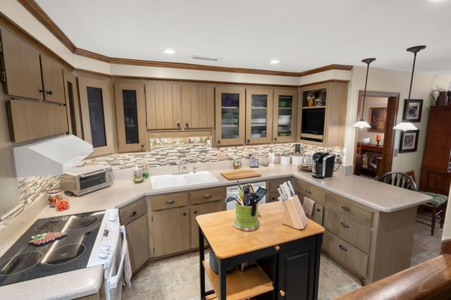 405 Factors Walk, Summerville, SC 29485