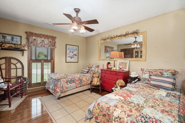 405 Factors Walk, Summerville, SC 29485