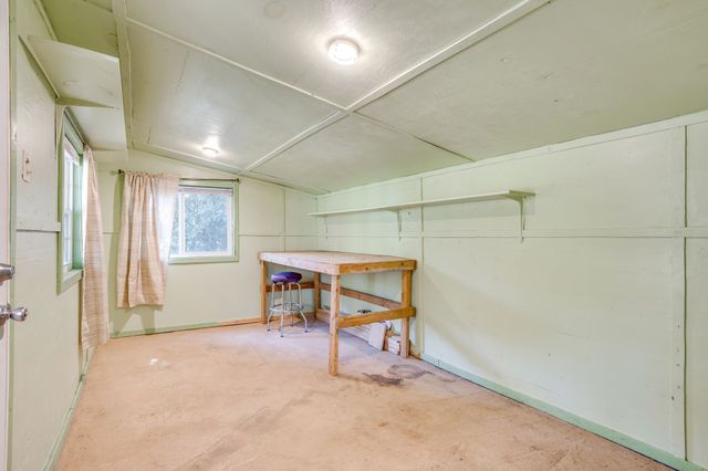 5520 Asbury Drive, River Oaks, TX 76114