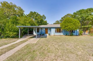 5520 Asbury Drive, River Oaks, TX 76114