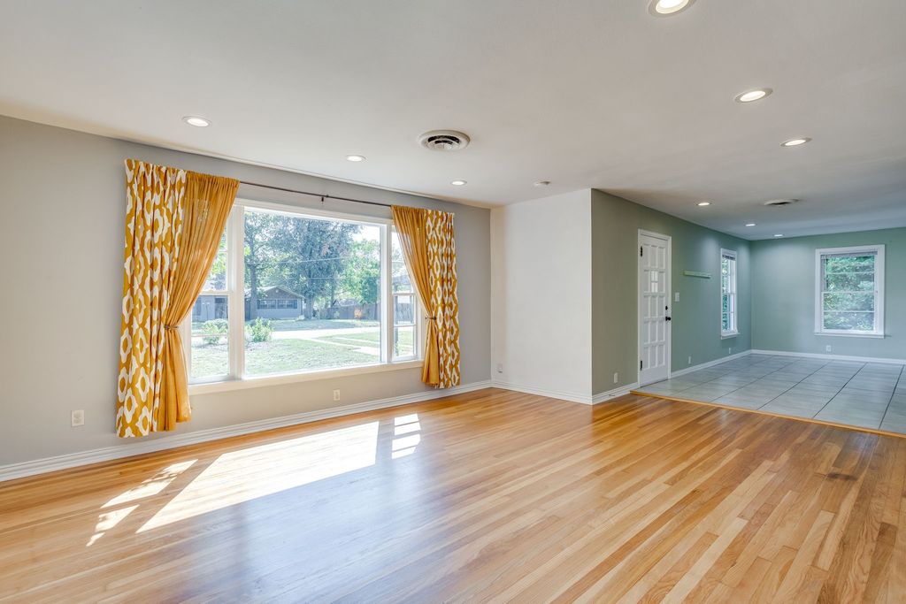 5520 Asbury Drive, River Oaks, TX 76114 — photo 5