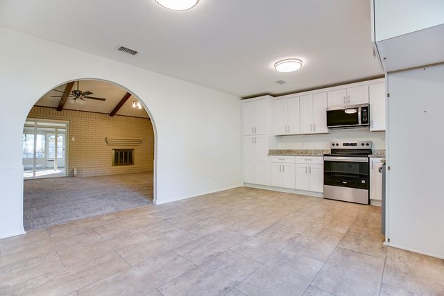 3941 Millbrook Dr, San Angelo, TX 76904