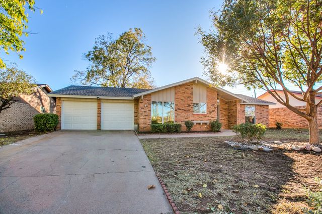 3941 Millbrook Dr, San Angelo, TX 76904