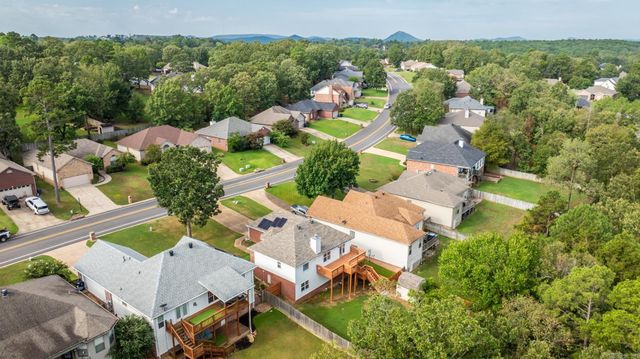 49 Emerald Drive, Maumelle, AR 72113