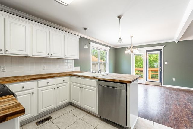 49 Emerald Drive, Maumelle, AR 72113