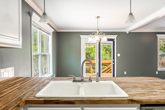 49 Emerald Drive, Maumelle, AR 72113