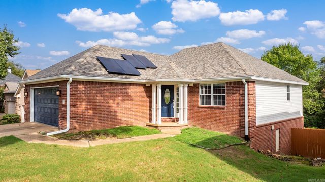 49 Emerald Drive, Maumelle, AR 72113