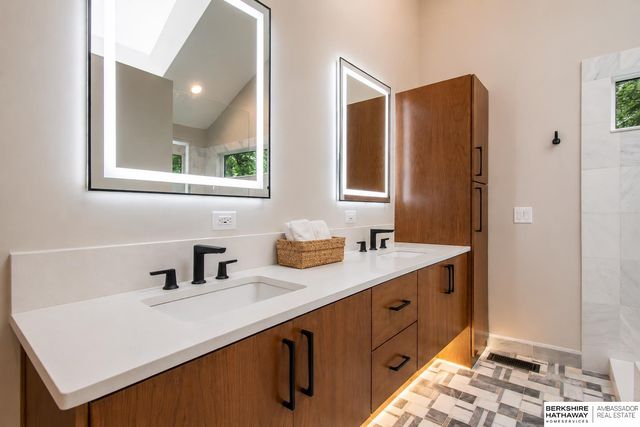 1606 Camp Gifford Road, Bellevue, NE 68005
