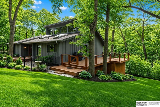 1606 Camp Gifford Road, Bellevue, NE 68005