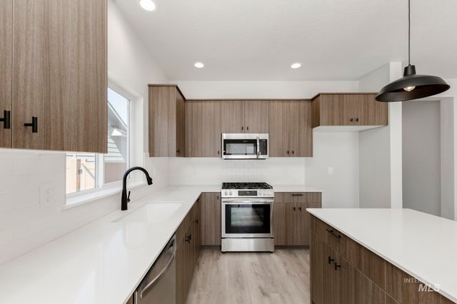 3121 S Carie Ave, Boise, ID 83709