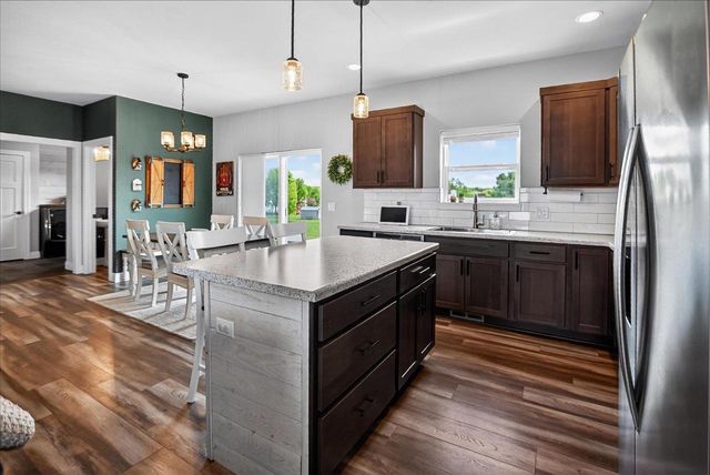 513 Water Tower Drive, Marshall, WI 53559