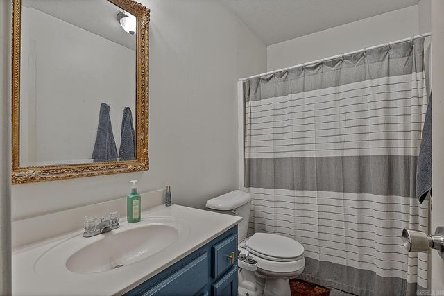 125 Logan, Brookland, AR 72417