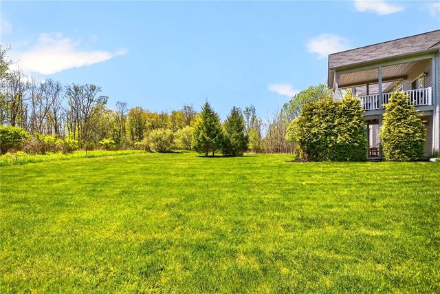 5197 Beacon Hill, Canandaigua Town, NY 14424