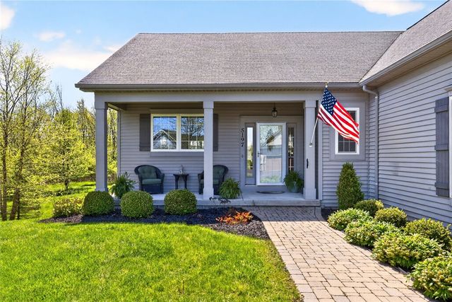 5197 Beacon Hill, Canandaigua Town, NY 14424