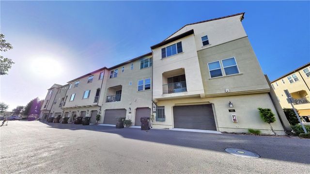 951 E Twill Court, Anaheim, CA 92802