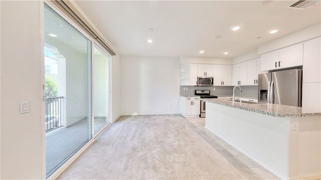 951 E Twill Court, Anaheim, CA 92802