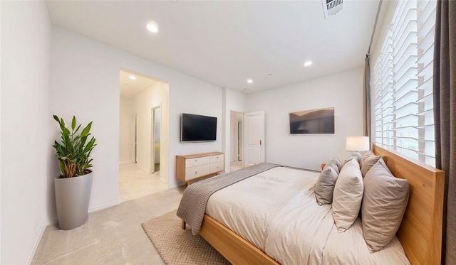 951 E Twill Court, Anaheim, CA 92802