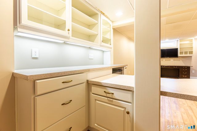 27 Esquire Drive A, Manchester, CT 06042