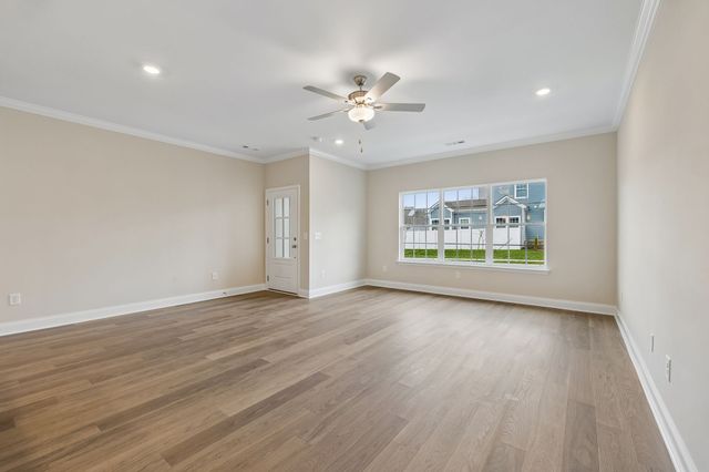 3215 Tasker Dr, Antioch, TN 37013