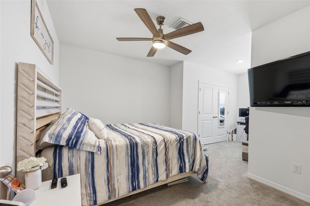 32992 MAJOR OAK DRIVE, Wesley Chapel, FL 33545