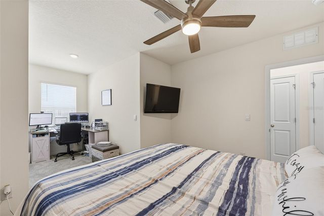 32992 MAJOR OAK DRIVE, Wesley Chapel, FL 33545